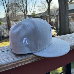 LIDS grey cap